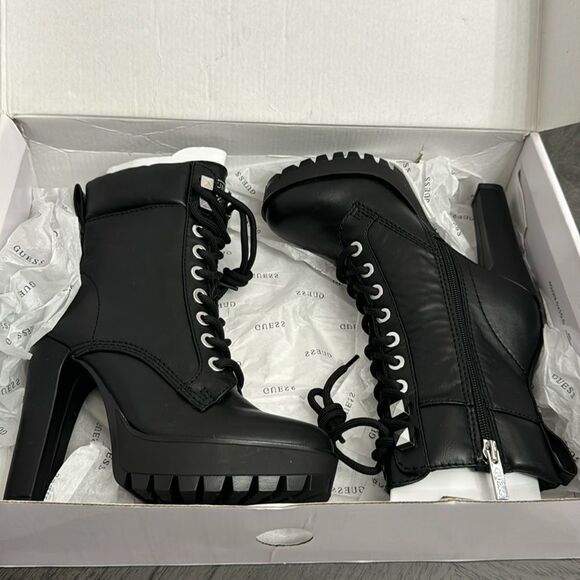 GUESS Women's Tetia Heeled Hiker Lug Sole Booties - Picture 2 of 8